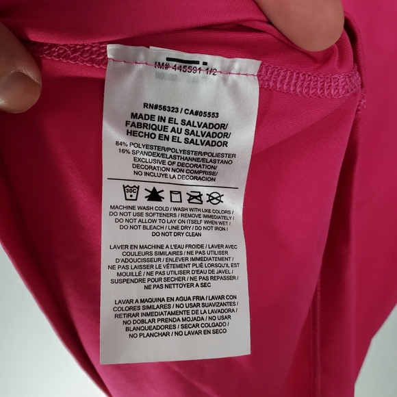 Nike Pro pink v-neck short sleeve top - Picture 9 of 9